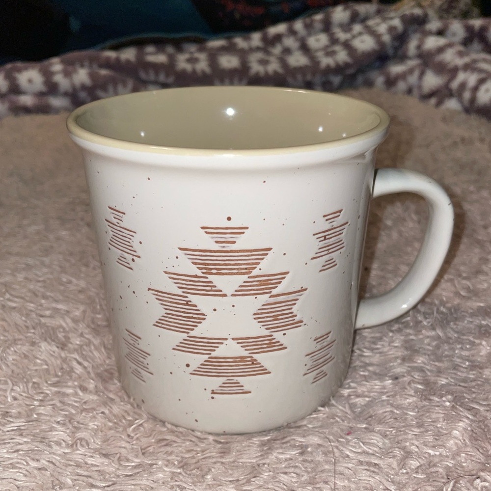 Navajo Pattern Mug - Picture 2 of 5